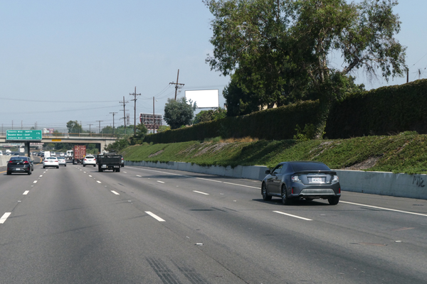 Long Beach Frwy ES 100ft S/O Gage F/S - 1