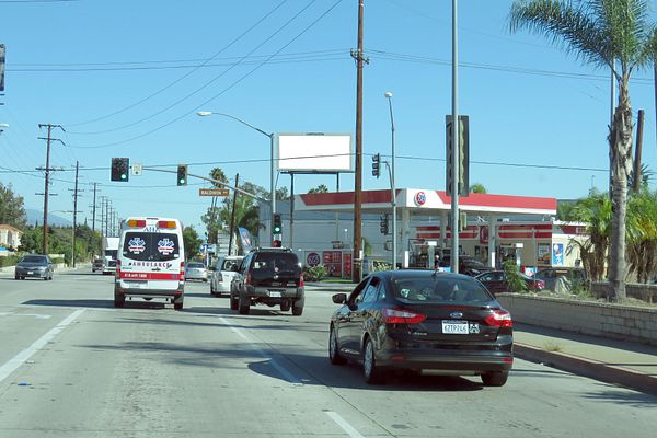 Lower Azusa SS 140ft E/O Baldwin F/W - 1
