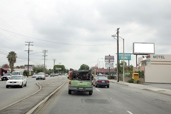 Arrow Hwy SS 290ft E/O Glendora F/W - 1