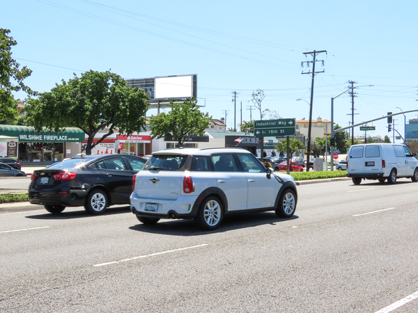 Newport Blvd ES 172ft N/O 15th F/N - 1