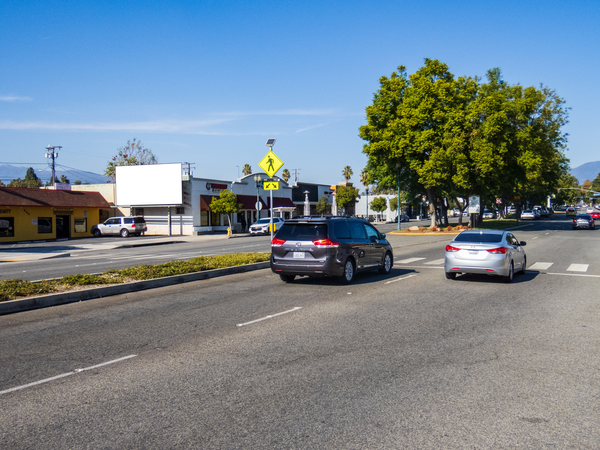 Riverside WS 475ft S/O Rialto F/S - 1