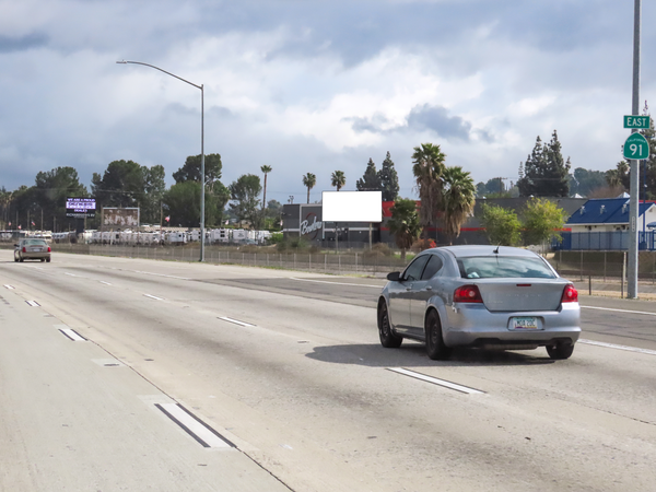 Riverside Frwy ES 158.4ft S/O Polk F/S - 1