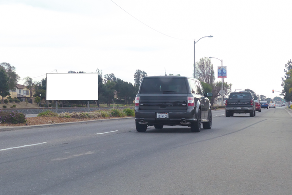 Oxnard ES 0.4mi S/O Gonzales F/N - 1