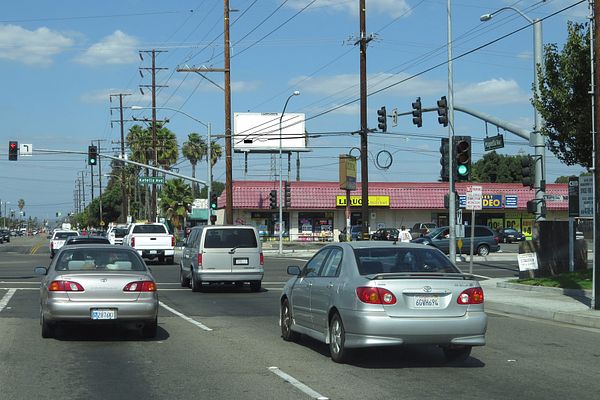 Magnolia ES 125ft N/O Katella F/S - 2