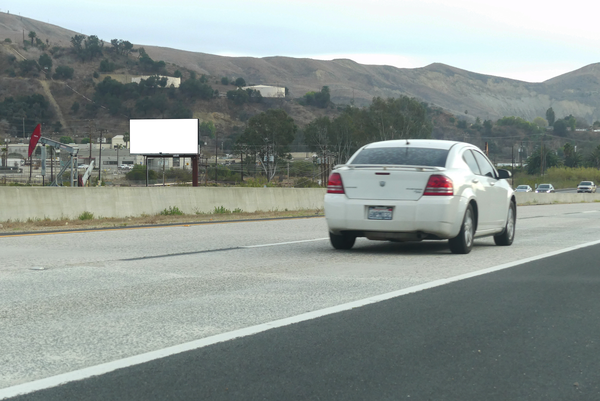 Ojai Frwy. ES 0.4mi N/O Shell Rd. F/N - 1