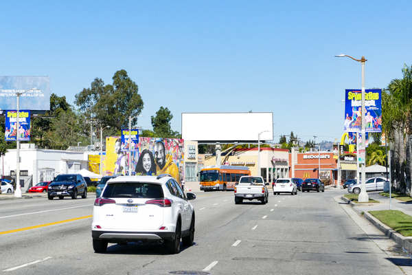 La Brea WS 575ft N/O San Vicente (NO EXT)** F/S - 1