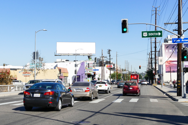 Santa Monica NS 100ft E/O Hollywood Frwy F/W - 1