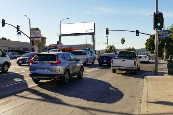 La Brea ES 135ft S/O Washington (NO EXT) F/N - 1