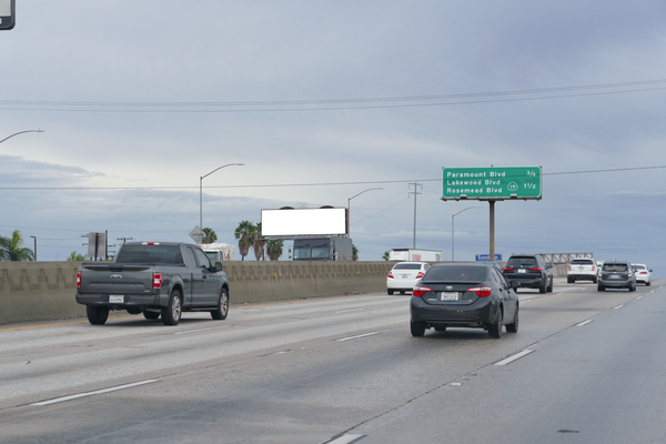 Santa Ana Frwy ES 160ft S/O Slauson F/NW - 1