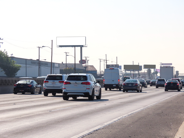 Santa Ana Frwy NS 700ft W/O Greenwood F/W - 1