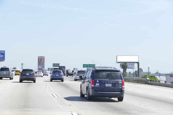 Artesia Frwy SS 0.03mi W/O Alameda F/W - 2