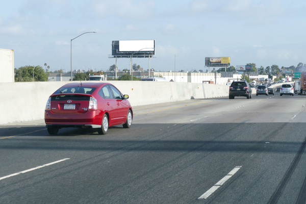 Long Beach Frwy WS 850ft N/O Del Amo F/S - 1