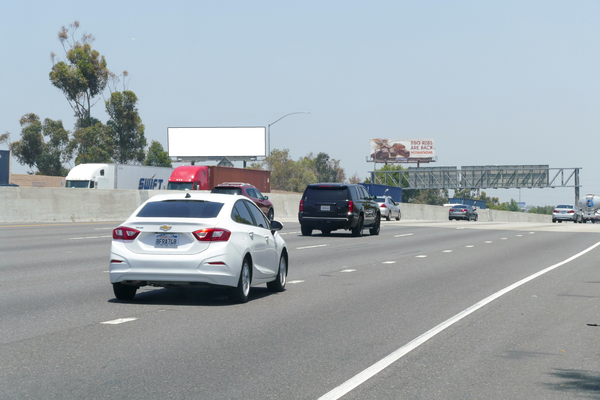 Long Beach Frwy WS 320ft N/O Atlantic F/S - 1