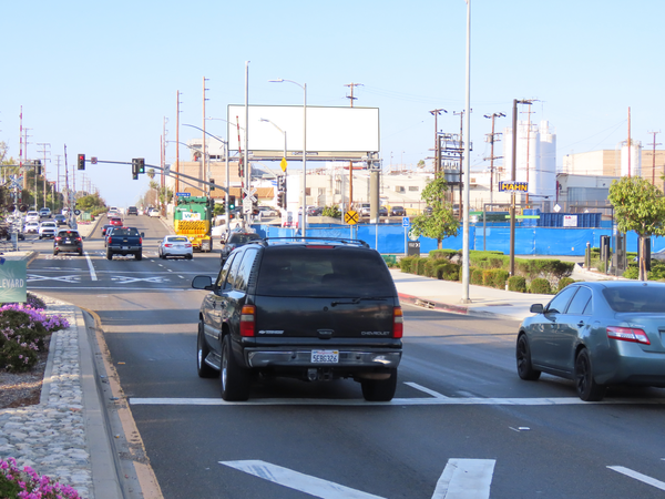 Western ES 50ft N/O Torrance (NO EXT) F/S - 2