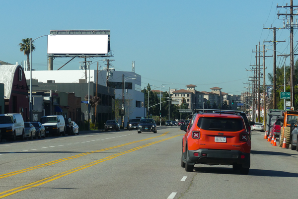 Jefferson SS 150ft E/O Centinela (NO EXT)** F/E - 2