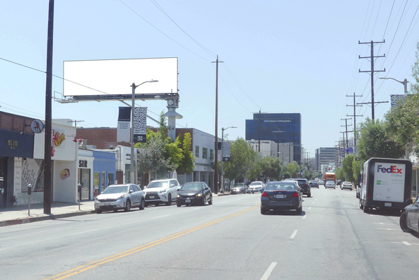 3rd SS 1670ft E/O La Cienega (NO EXT)** F/E - 1