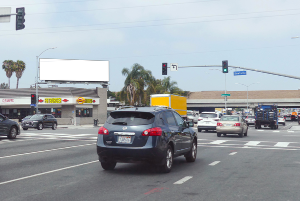 Venice NS 130ft E/O Sawtelle (NO EXT) F/W - 1