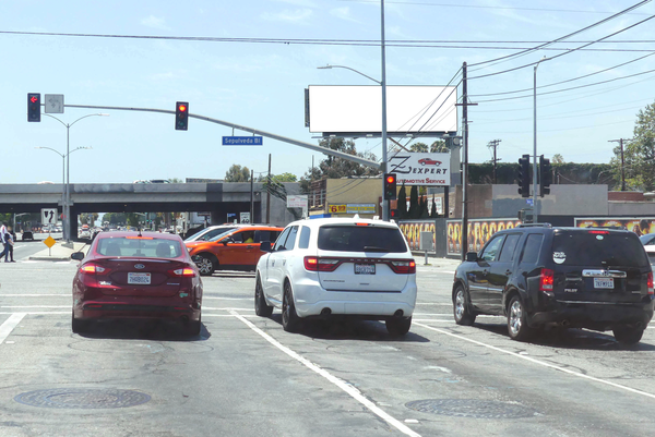 Venice NS 100ft E/O San Diego Frwy (NO EXT)** F/E - 1