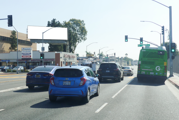 El Segundo NS 825ft E/O Hawthorne F/W - 1