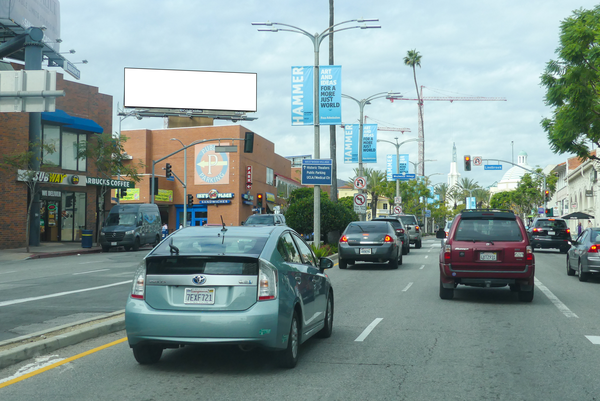 Westwood WS 310ft N/O Wilshire F/S - 2