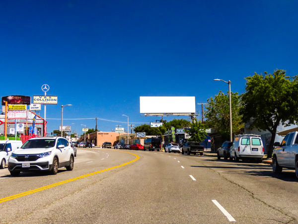 Foothill Blvd SS 500ft E/O Commerce F/W - 1