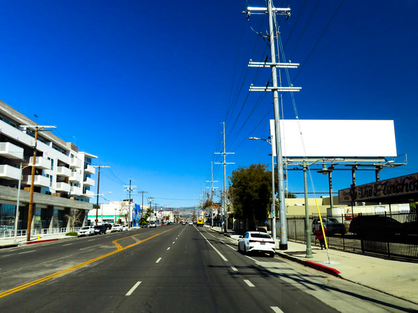 Reseda ES 100ft N/O Kittridge F/S - 1