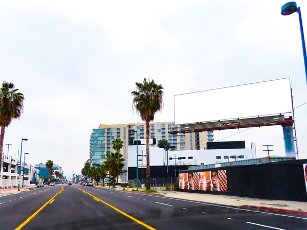 Lankershim WS 700ft S/O Burbank (NO EXT) F/N - 1
