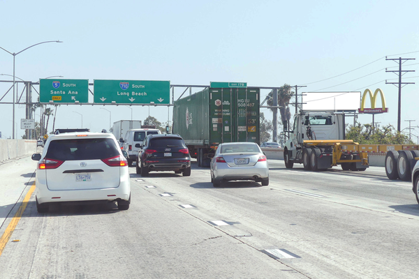 Long Beach Frwy WS 850ft N/O Santa Ana Frwy F/N - 1