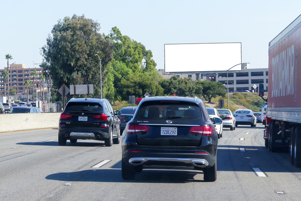 Santa Ana Frwy NS 80ft W/O Atlantic F/W - 1