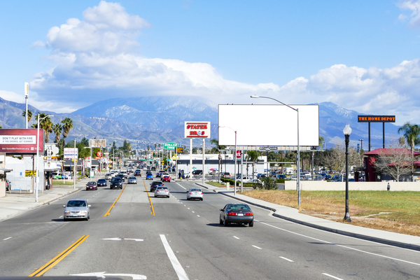 Highland SS 0.05mi E/O Barstow Frwy (NO EXT) F/W - 1