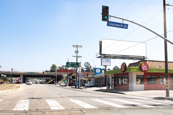 Sepulveda ES 120ft N/O Chatsworth (NO EXT) F/S - 1