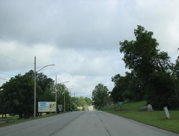 WOODMONT DR WL .6MI N/O HWY72 FS (single face)