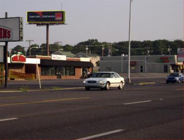 WOODWARD AVE WL .2MI S/O 2ND AVE FS