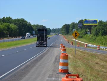 I 65 EL .3mi N/O Hwy 222 Exit 305 FS