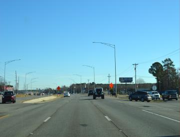 HWY 67 SL .1 MI W/O SANDLIN RD FW