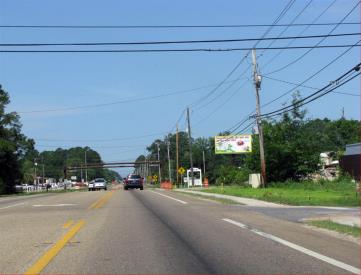 N/S HWY 22 @ BERTHE AVE F/E