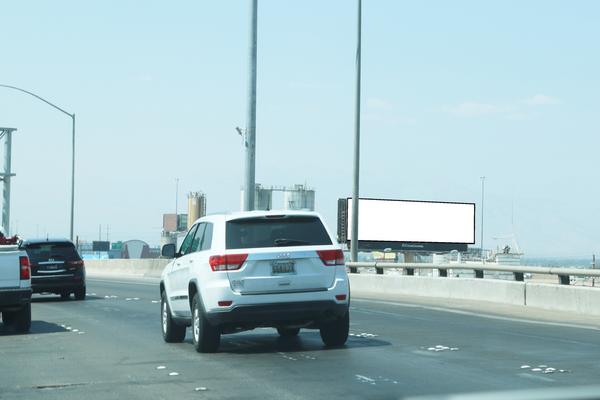 I-11 NS 600ft E/O F Street F/E - 2