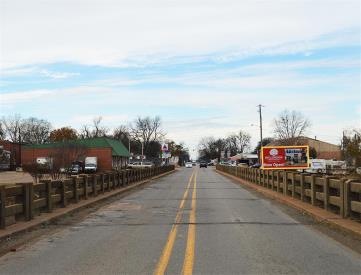HWY 140 100' E/O ST 135 NL F/W