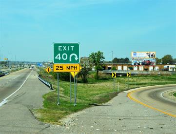 2948 INDUSTRIAL@US63 3 MI N/O US463 WL