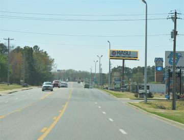 900 SOUTHWEST DR 250' N/O US 63 WL