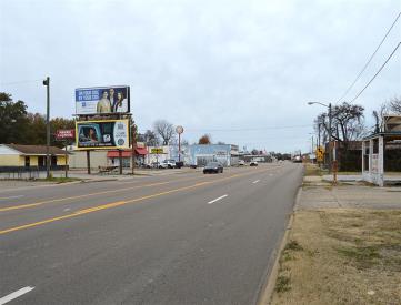 HWY 18 (MAIN) 300' E/O STEWART ST SL