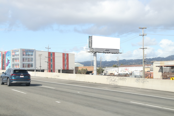 Nimitz Frwy (I-880) NS 590ft E/O High St F/E - 1