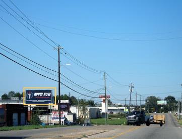S/S 2233 FAIRVIEW E/O MOBILE DR F/E#1