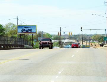 S/S 837 MAXWELL BLVD @ DICKERSON ST F/E