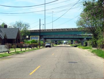 S/S JEFF DAVIS E/O HOLT ST F/E
