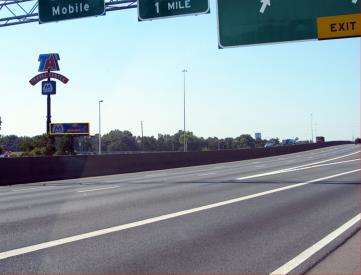 E/S I-65 N/O SOUTH BLVD F/N
