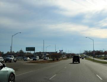 E/S EAST BLVD N/O ARBOR STATION RD F/N