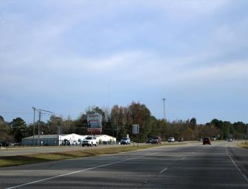 E/S N.E. BLVD. 1 MI. S/O WET HWY F/N (BOTTOM)