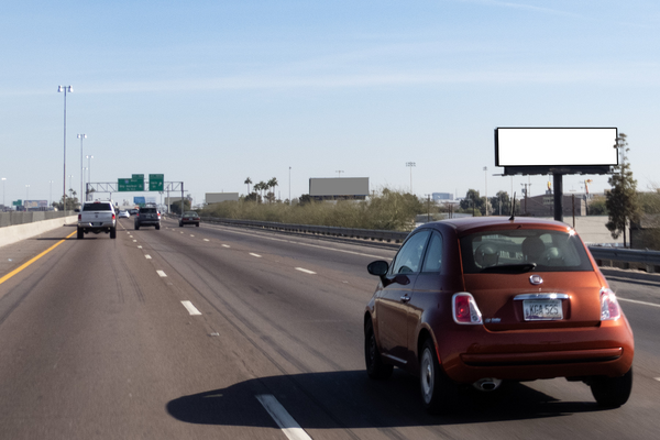 I-17 SS 520ft E/O 12th St F/W - 2