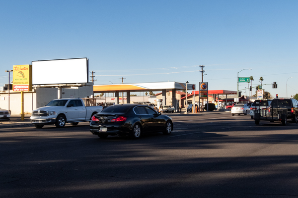67th Ave WS 180ft S/O Indian School Rd F/S - 1